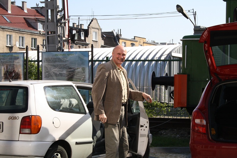 czekaj Tomeczku pomogę Tobie