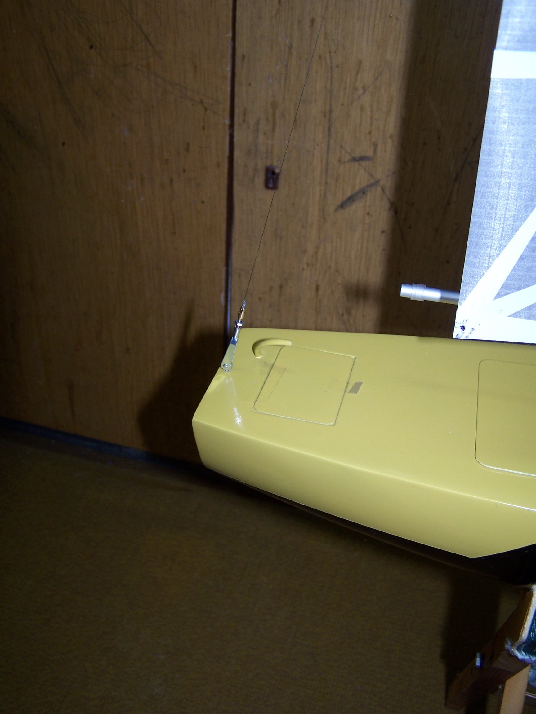 100_1774.jpg (405.58 KiB) Przejrzano 10913 razy Wyjści rurki szota na rufie modelu