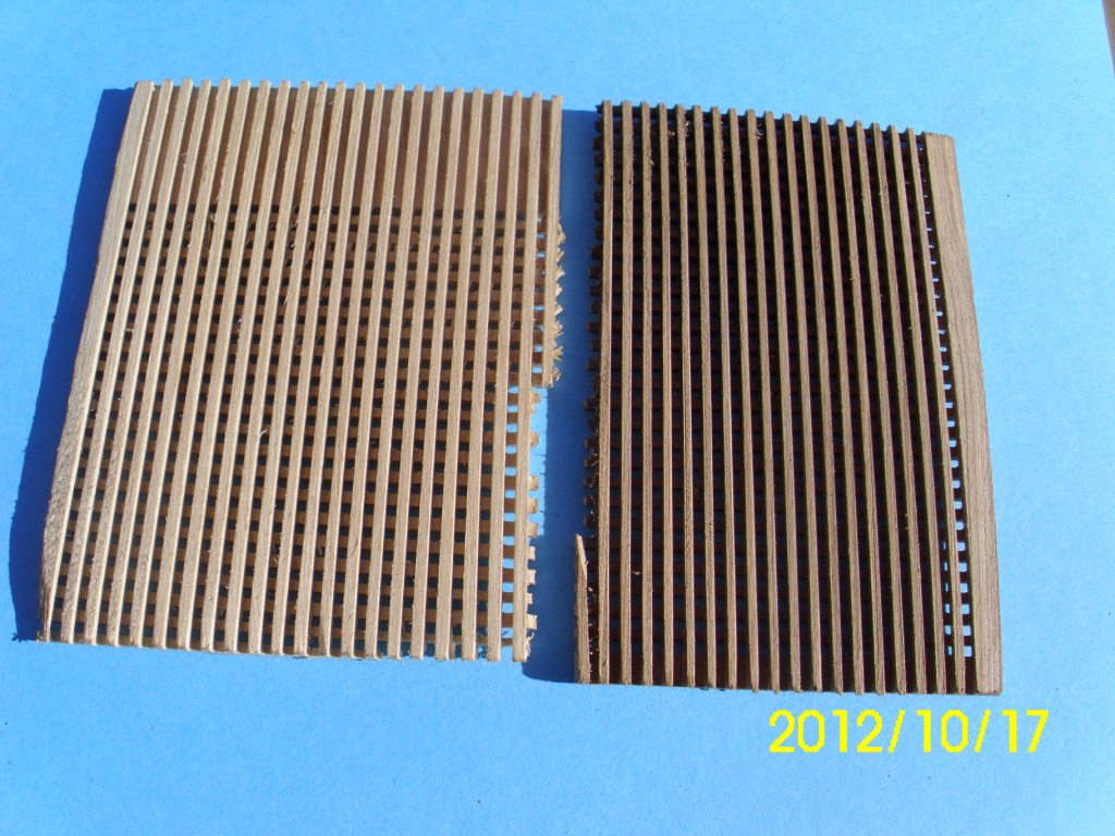 Zrobiłem próbę na &quot;pseudo gretingach&quot;oczko-1,6x1,6-mm, materiał to brzoza i  grusza , są trochę  przygrube -4-mm ale to moja pierwsza  praca . Następne będą cieńsze , mam nadzieję .