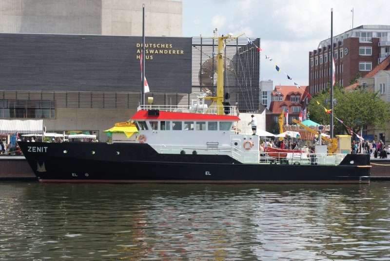 die-zenit-bremerhaven-beim-hafenfest-13582.jpg