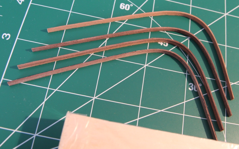 IMG_7042s.jpg (312.9 KiB) Przejrzano 14068 razy Paski forniru po wyschnięciu