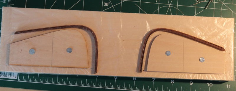 IMG_7043s.jpg (201.74 KiB) Przejrzano 14068 razy Fornir po sklejeniu