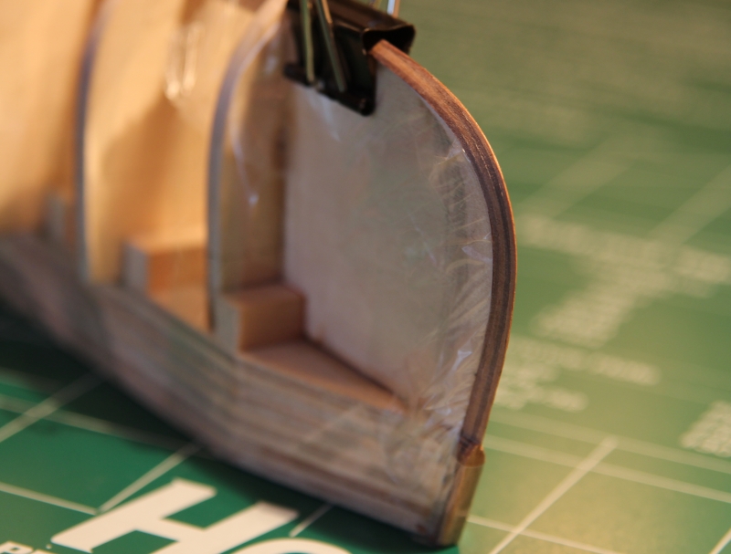 IMG_7182s.jpg (249.99 KiB) Przejrzano 13896 razy Zamontowana stewa przyklejona tylko do bazy w dolnej części.