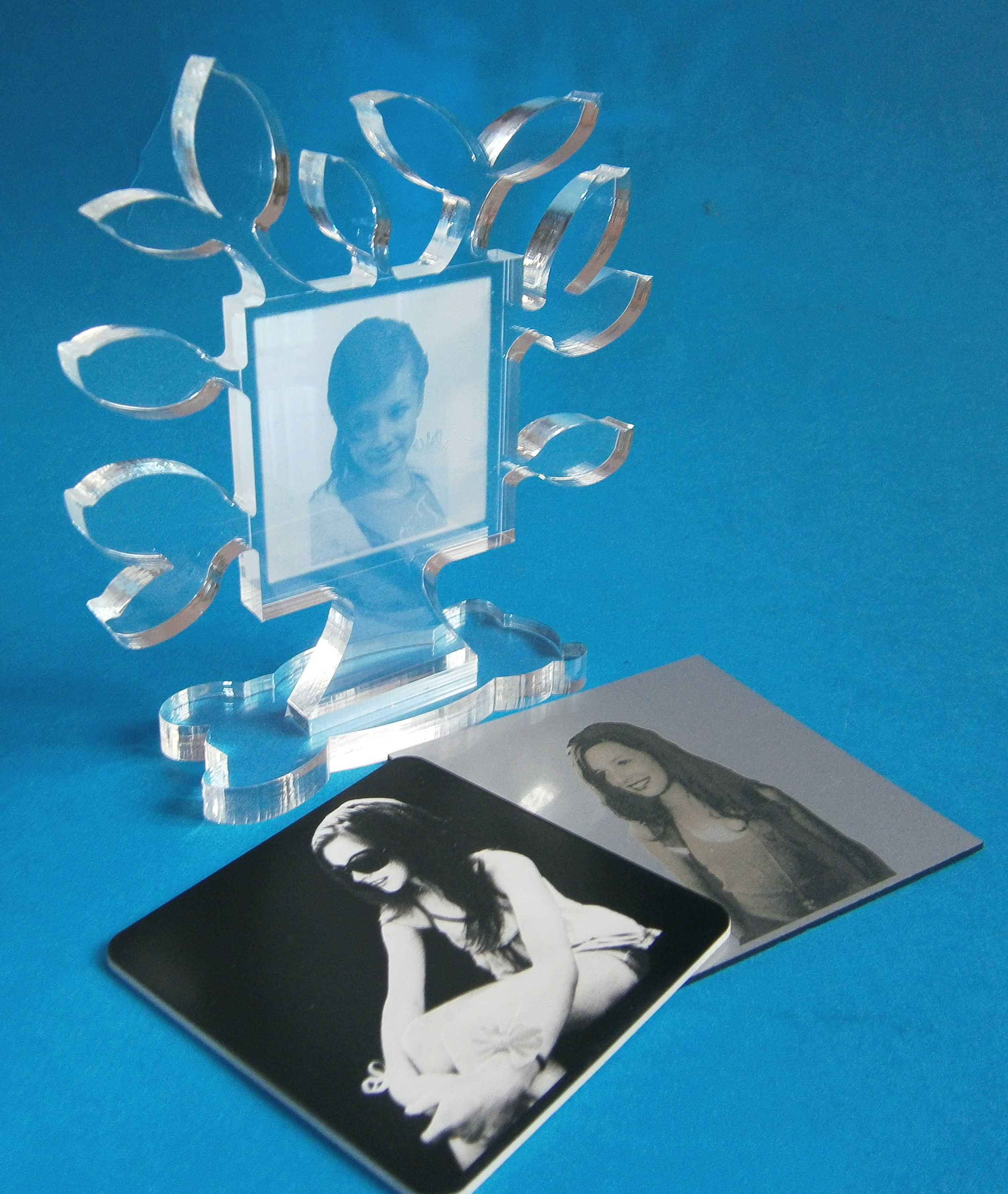 P6301651.JPG (432.8 KiB) Przejrzano 6351 razy ozdóbki zrobione z pleksy i laminatu