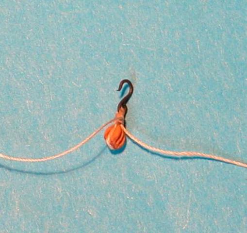 Krok 5 - podwójny blok z przymocowanym hakiem.jpg