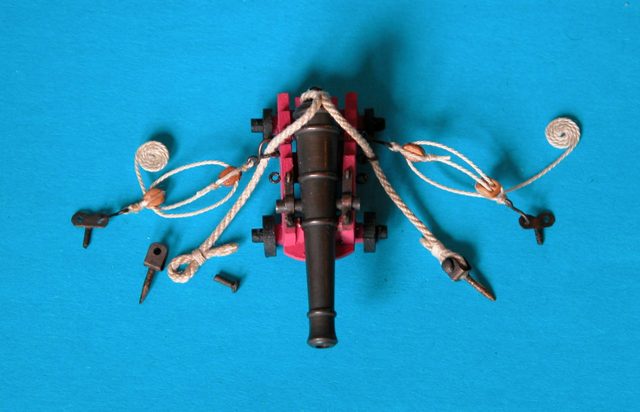 Krok 8 - laweta uzbrojona.jpg