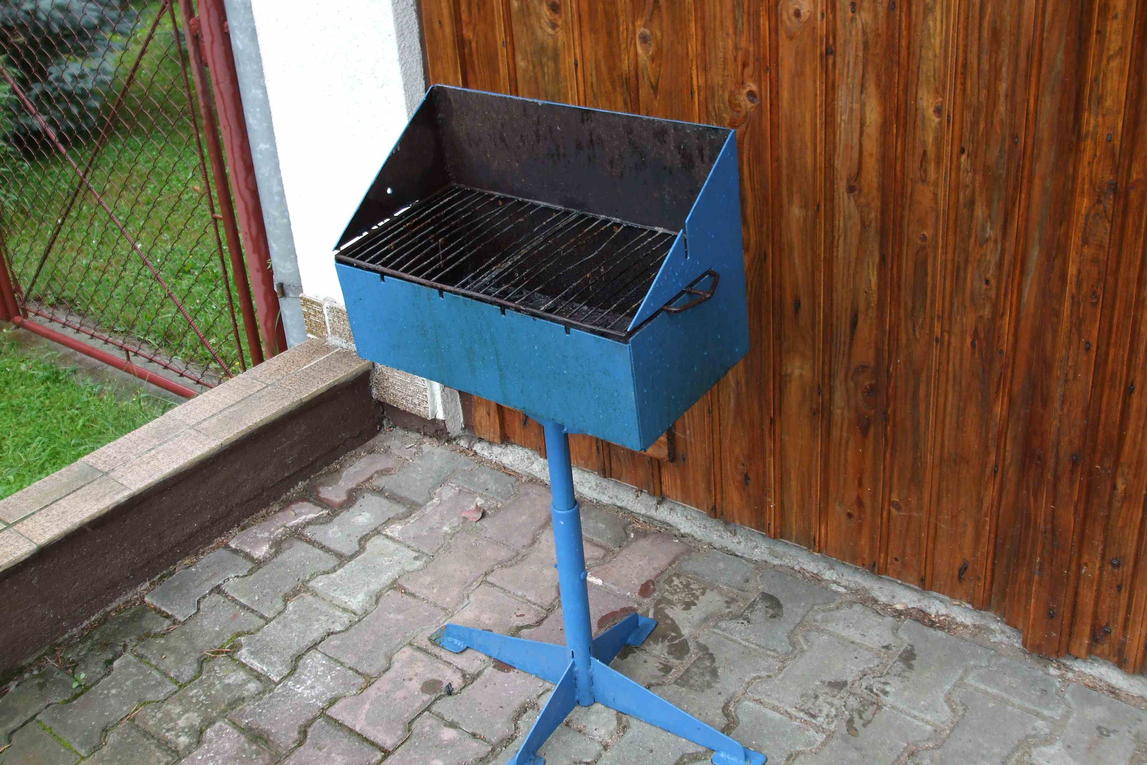 gril.JPG (480.3 KiB) Przejrzano 5239 razy letnia pociecha