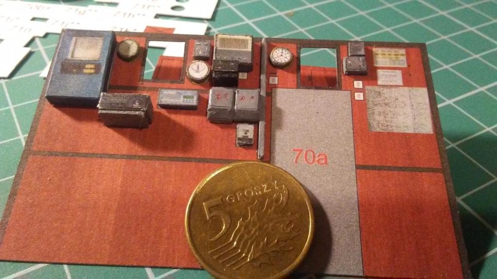 14408186_20190227_002458.jpg (90.36 KiB) Przejrzano 10445 razy Detale tylnej sciany na miejscu