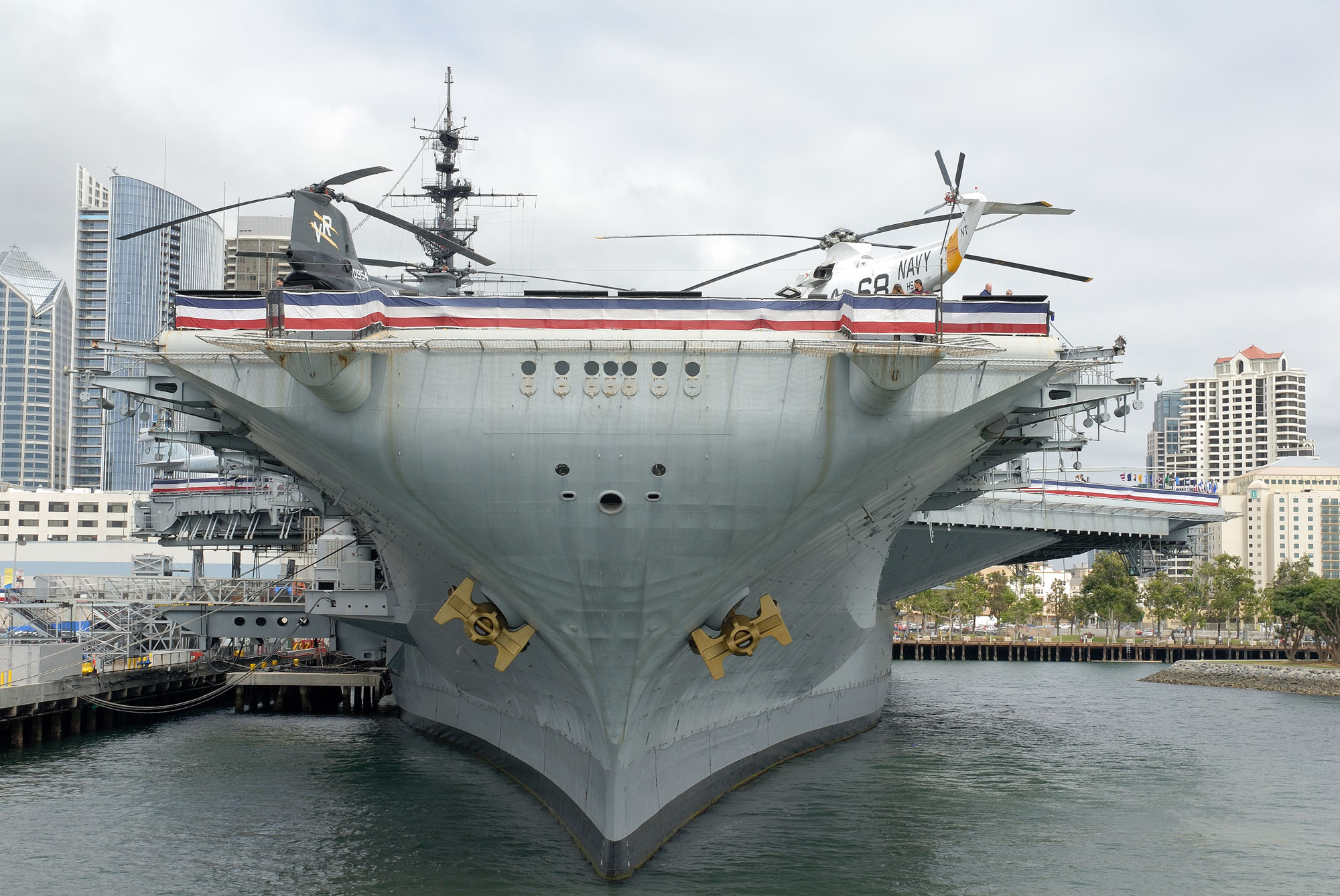 100 USS Midway (CVBCVACV-41)  aircraft carrier.jpg