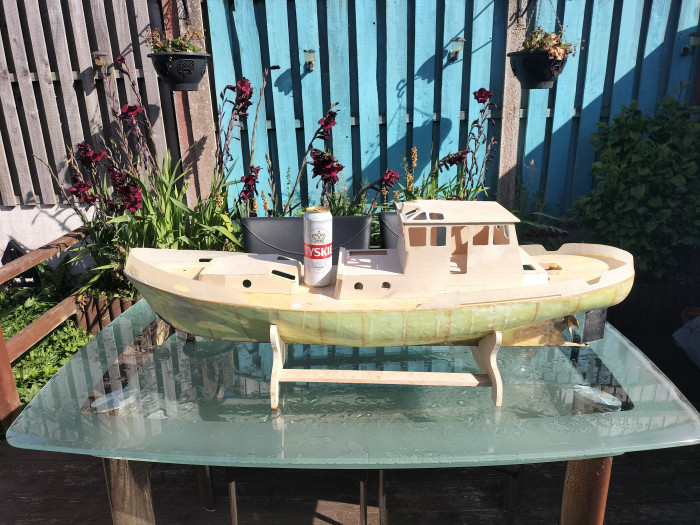 IMG20220821101617.jpg (3.85 MiB) Przejrzano 4989 razy Puszka "Tyskiego" pozostawiona do oddania wielkości modelu.