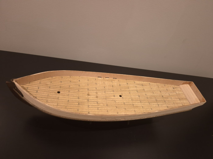 Pokład wymaga jeszcze poprawek po szlifowaniu otworów