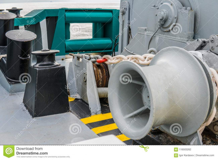 mooring-equipment-ship-empty-winch-mooring-equipment-ship-empty-winch-all-gears-good-order-marine-sea-job-port-116503262.jpg