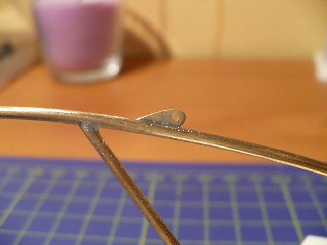 śr. otworu 0,8mm (aby było wiadomo jakie to wielkie)