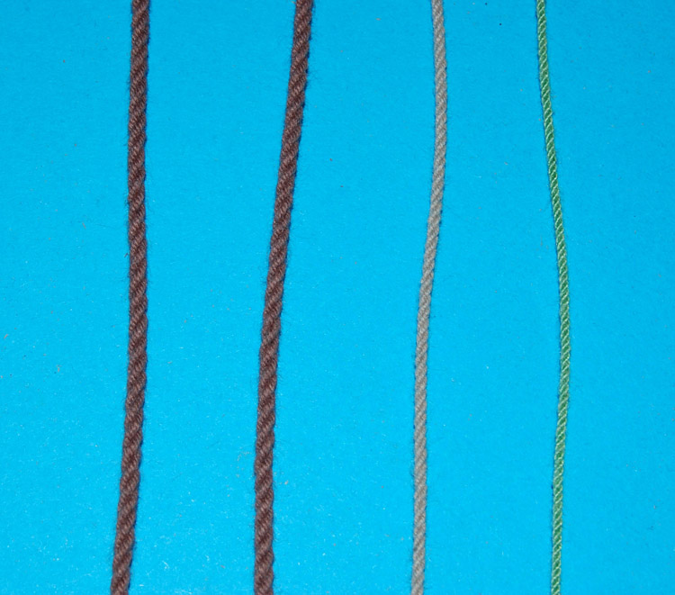 01lin10.jpg (130.82 KiB) Przejrzano 4501 razy Brązowe 1,8 mm; beżowa 1,2 mm; zielona 1,0 mm.